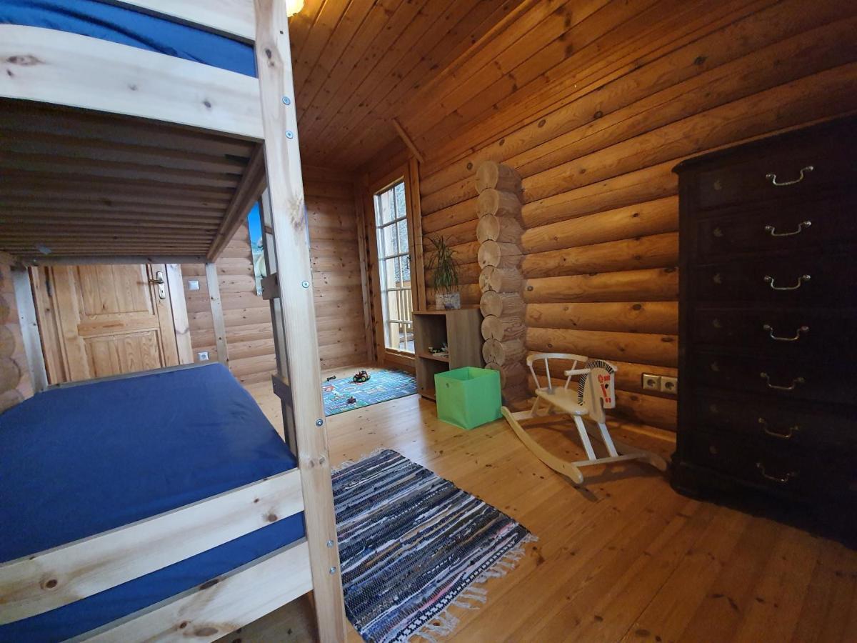 Cosy Spacious Wooden Chalet Na Hrib Stiska Vas Eksteriør billede